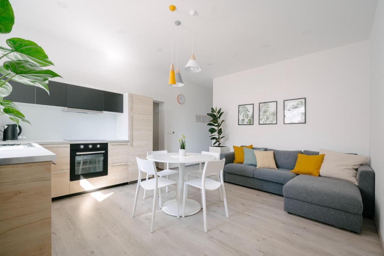 Apartment Fresh - Parking Included *